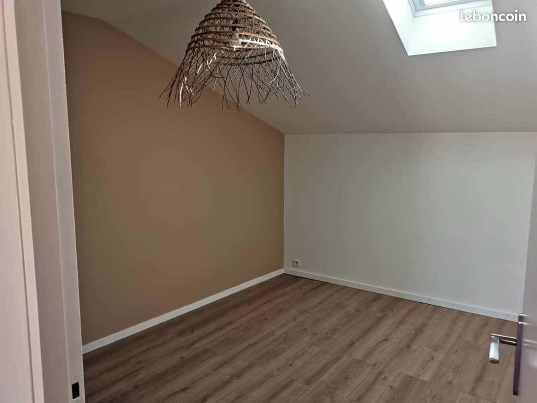 Appartement à louer, 67m², Peyrolles-en-Provence