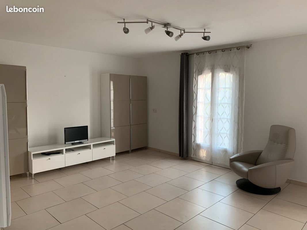 Appartement à louer, 65m², Saint-Cézaire-sur-Siagne