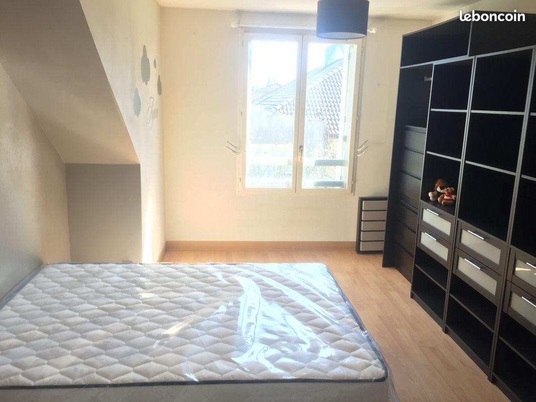 Appartement à louer, 59m², Evry
