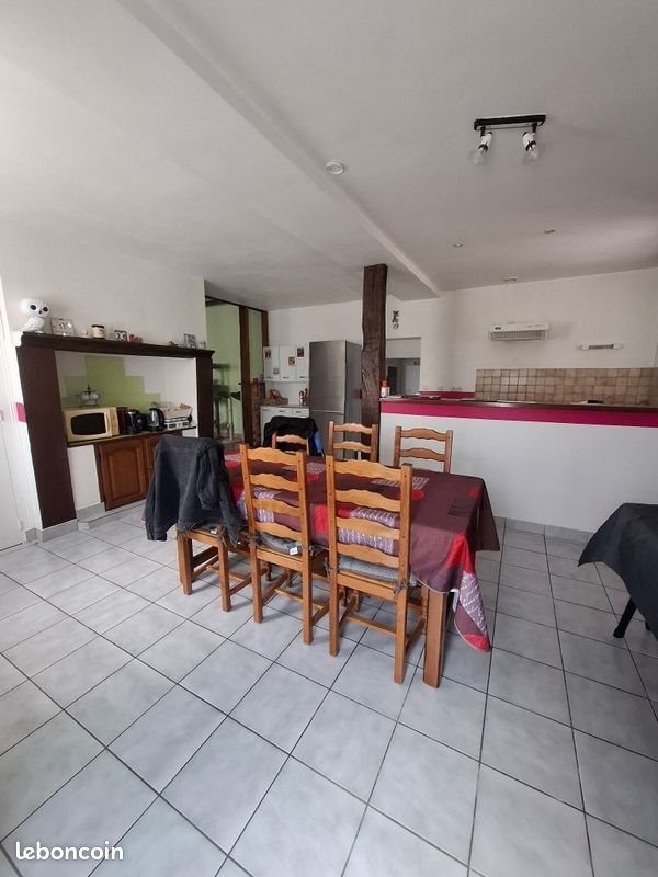 Maison à louer, 89m², Chemazé
