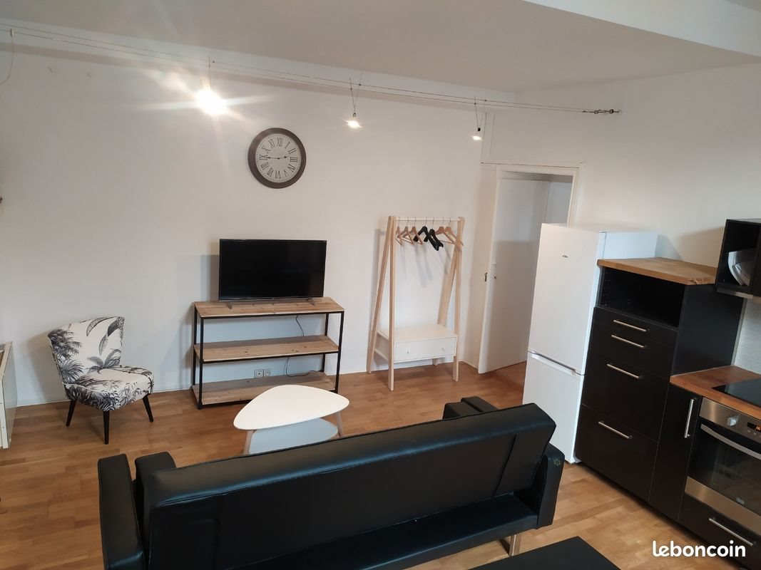 Appartement à louer, 40m², Nîmes