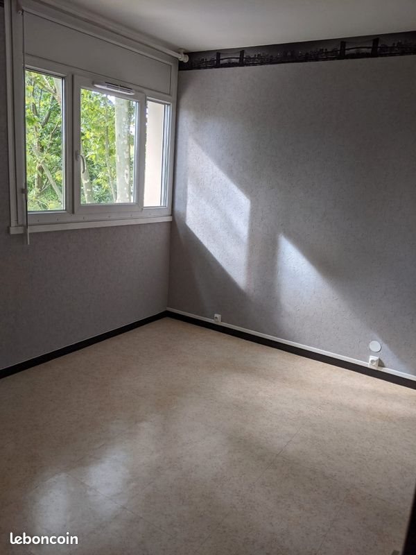 Appartement à louer, 58m², Éragny