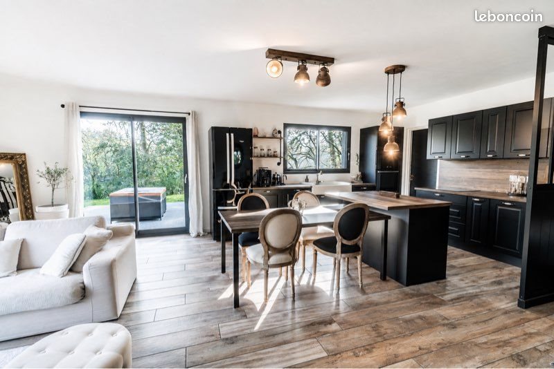 Maison à vendre, 94m², Neuville-sur-Ain