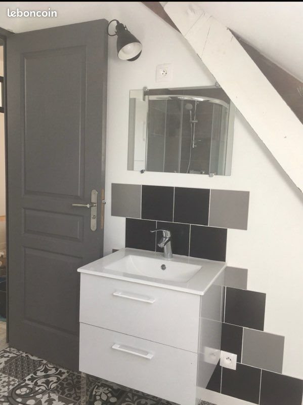 Appartement à louer, 49m², Neuville-Saint-Rémy