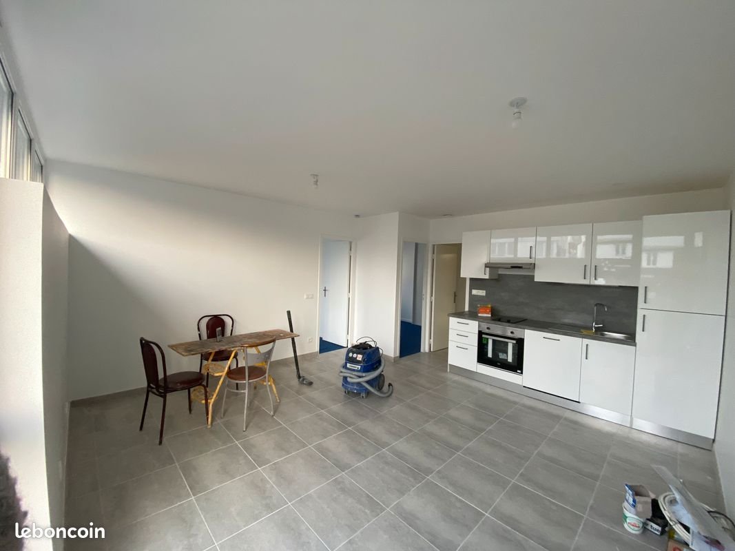 Appartement à louer, 52m², Cergy