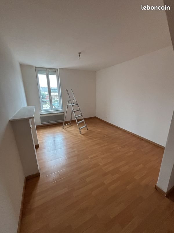 Appartement à louer, 42m², Denain