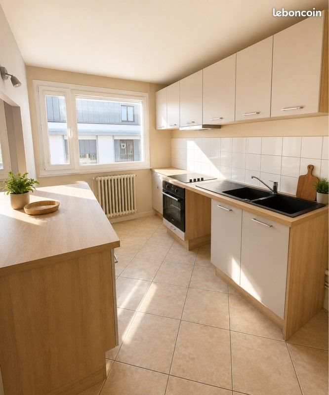 Appartement à louer, 774m², Le Mans