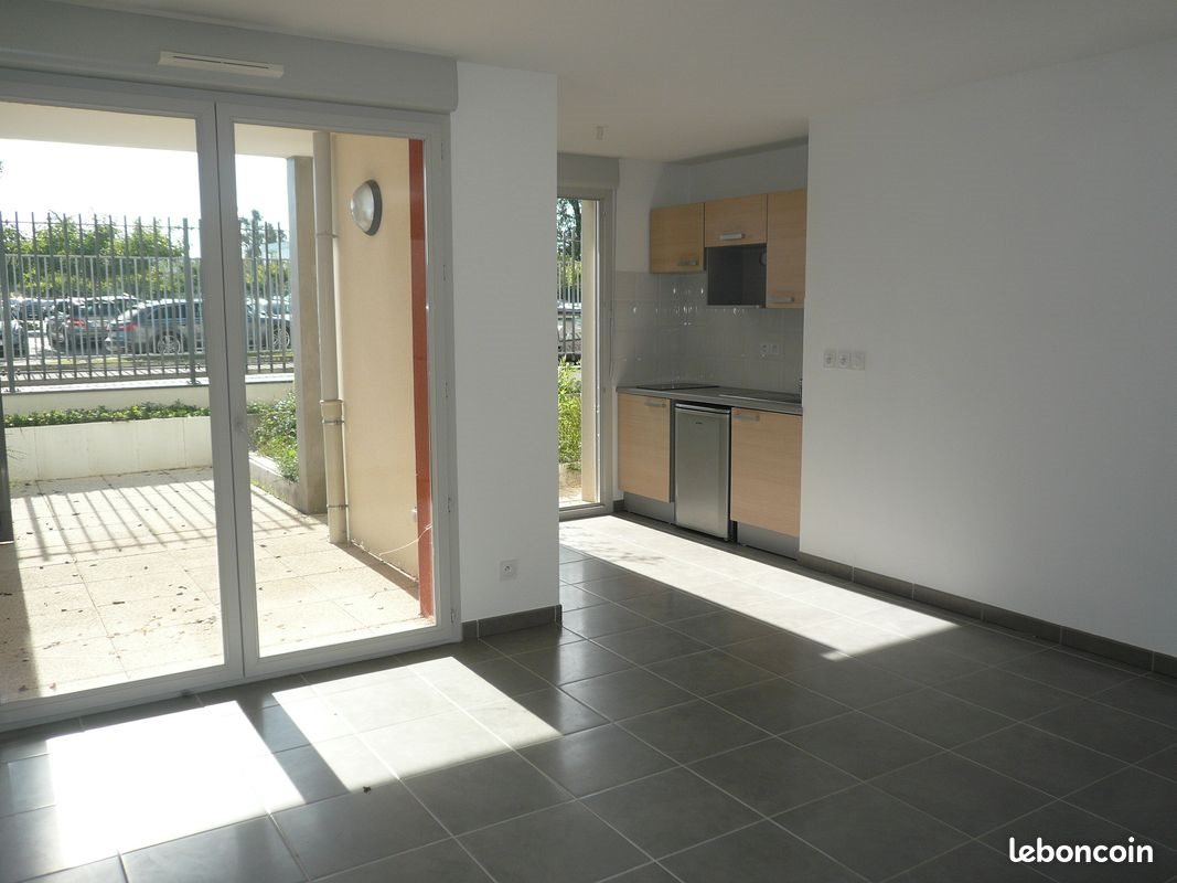 Appartement à louer, 46m², Pierre-Bénite