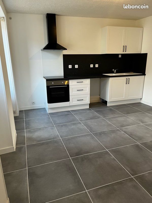 Appartement à louer, 74m², Foëcy