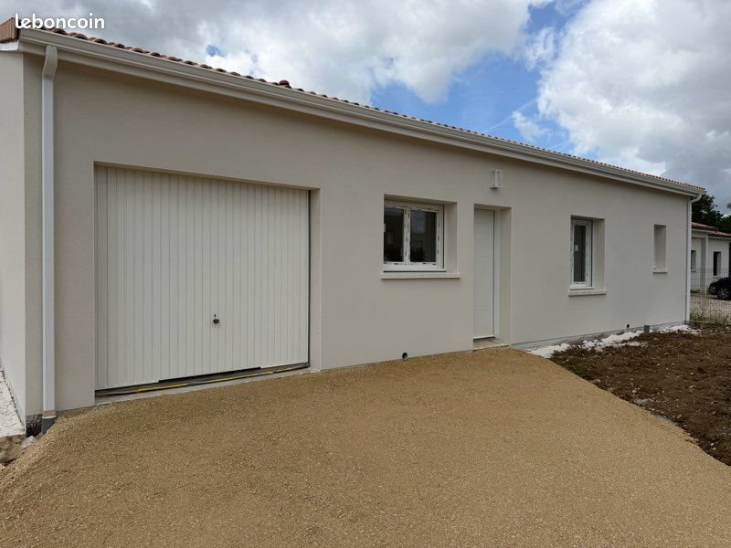 Maison à louer, 90m², Boé