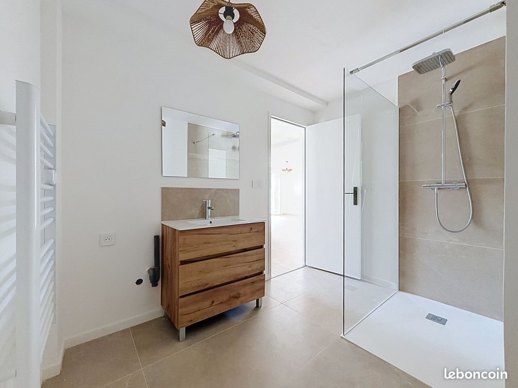 Appartement à vendre, 73m², Pierrefeu-du-Var