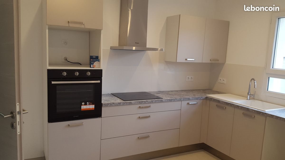 Maison à louer, 135m², Bréviandes