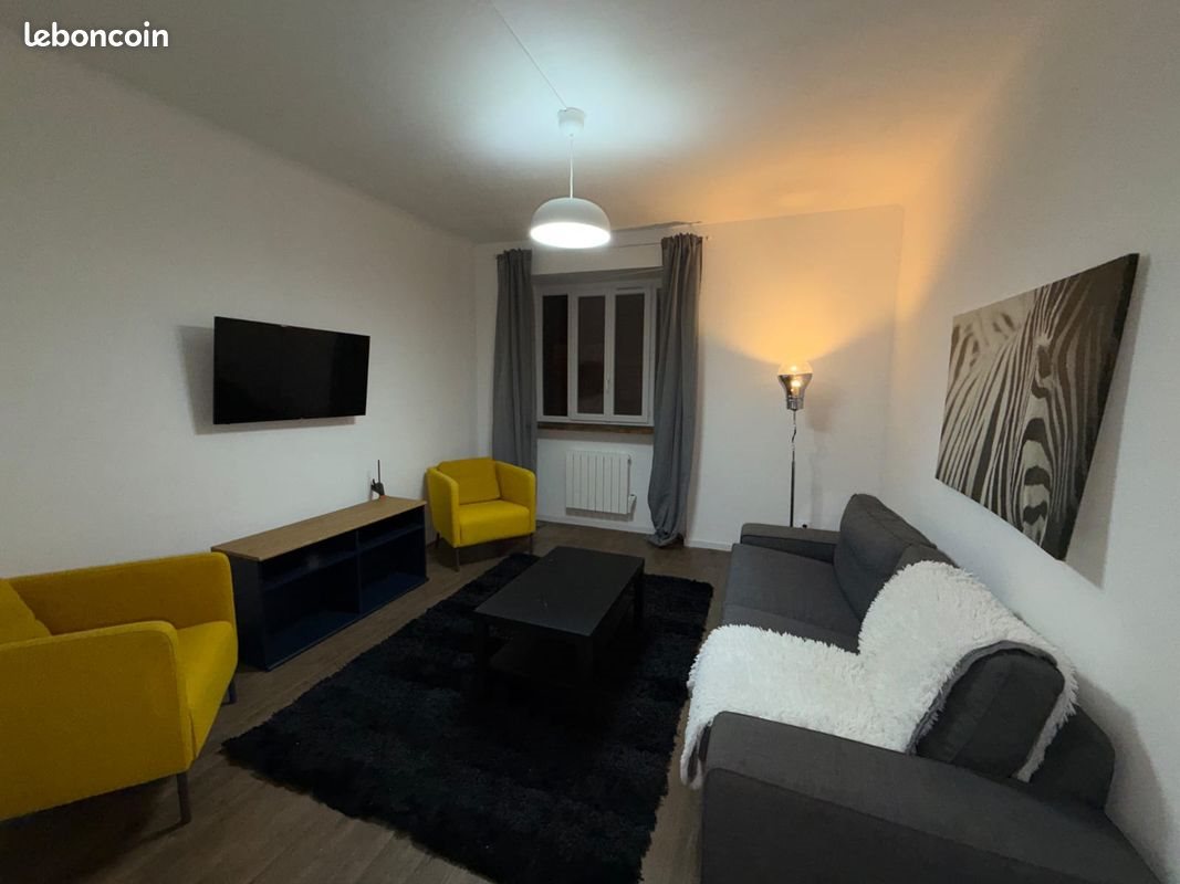 Appartement à louer, 69m², Auzances