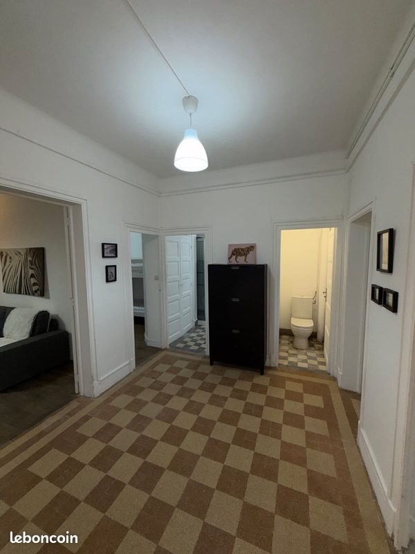 Appartement à louer, 69m², Auzances
