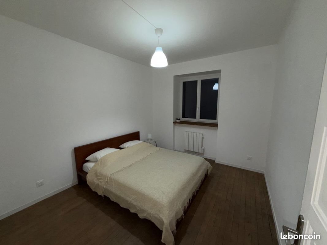 Appartement à louer, 69m², Auzances