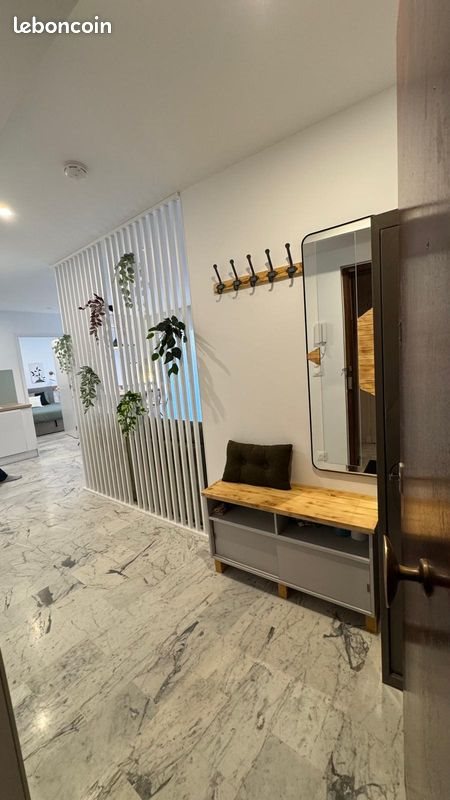 Appartement à louer, 54m², Menton