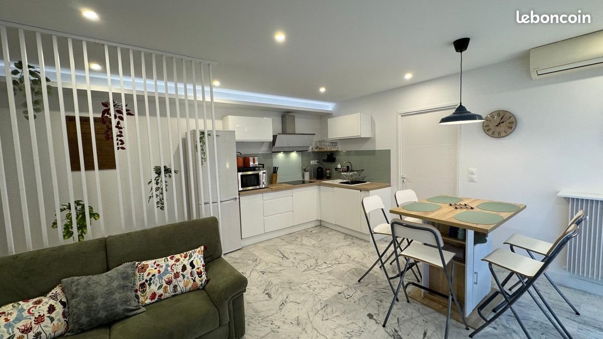 Appartement à louer, 54m², Menton