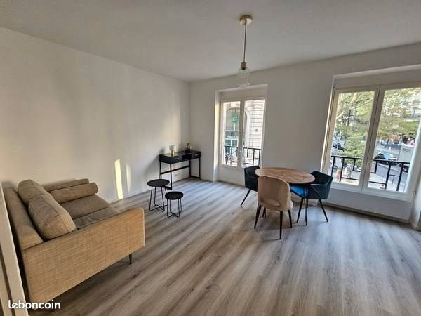 Appartement à louer, 42m², Paris 18ème