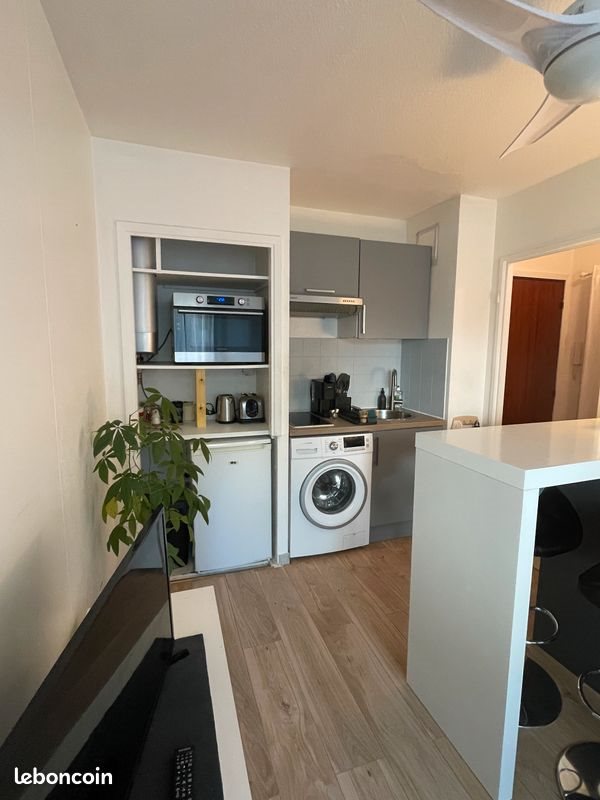 Appartement à louer, 17m², Antibes