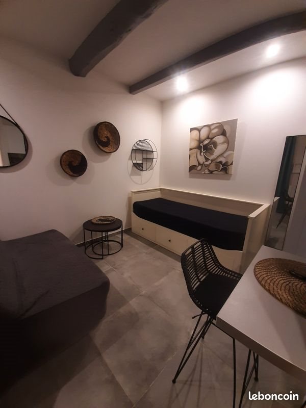 Appartement à louer, 16m², Le Muy