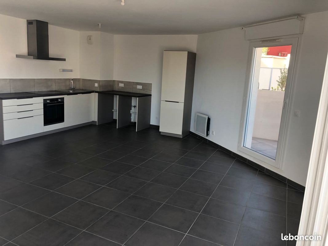 Appartement à louer, 70m², Nîmes