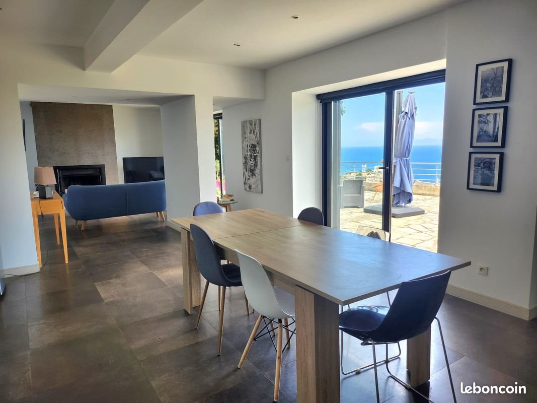 Maison à louer, 145m², Bastia