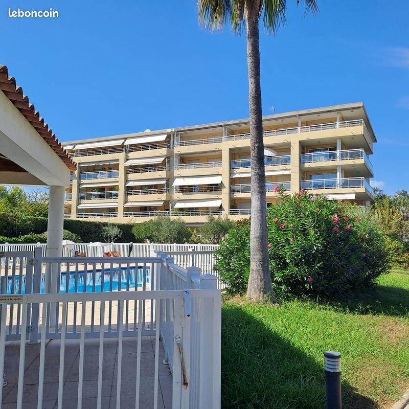 Appartement à louer, 48m², Antibes