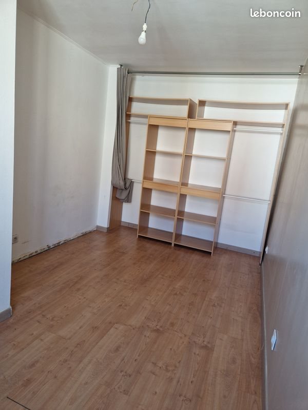 Appartement à louer, 41m², Trie-Château