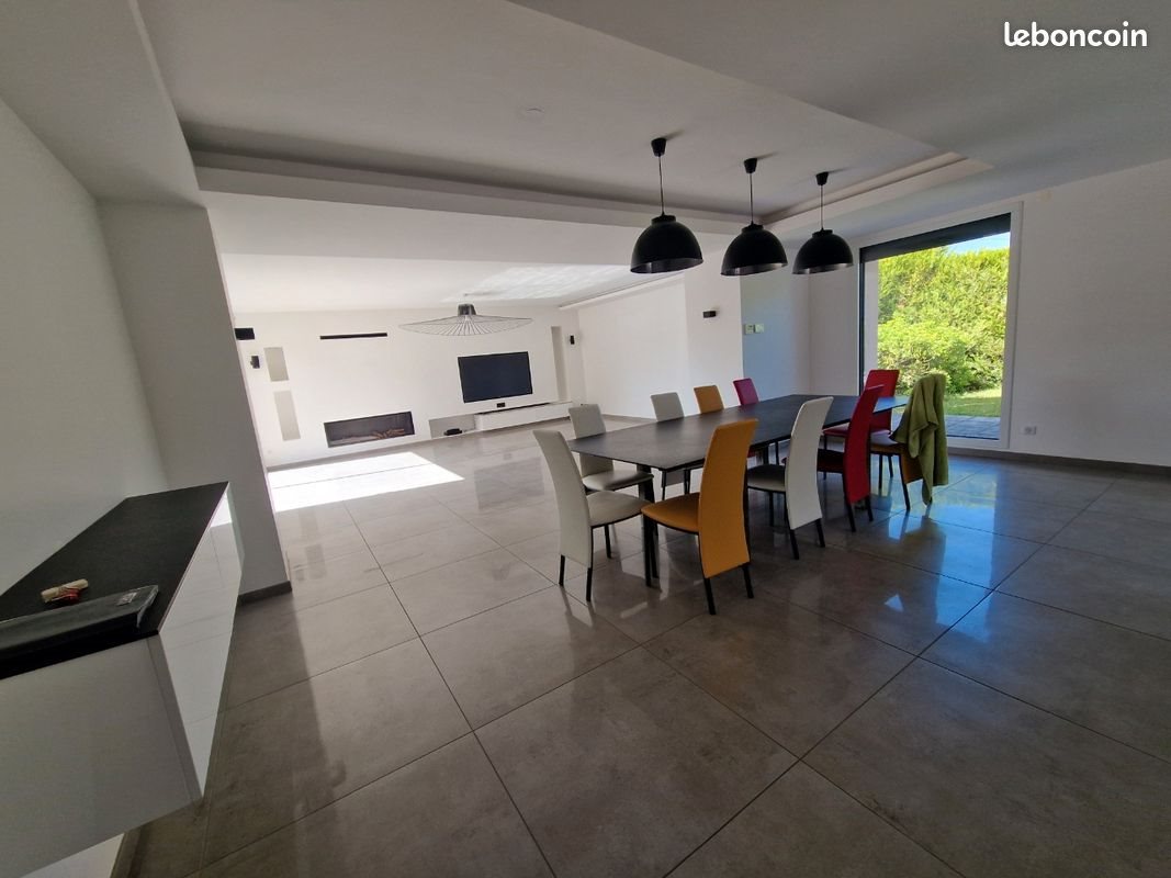 Maison à vendre, 160m², Romagnat