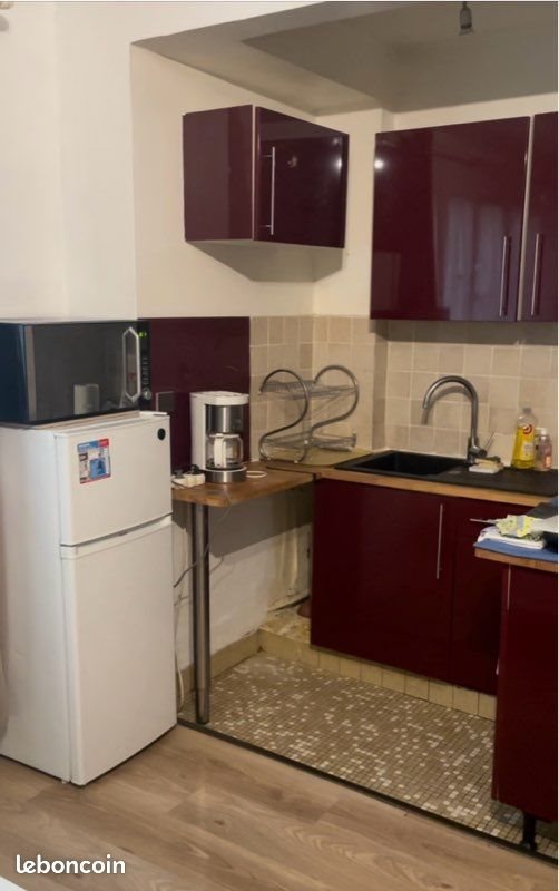 Appartement à louer, 28m², Courbevoie