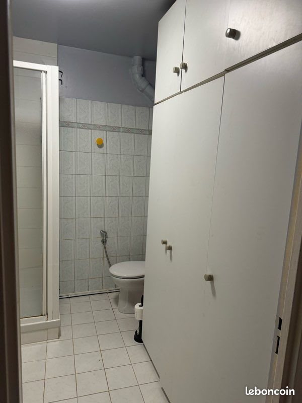 Appartement à louer, 28m², Courbevoie