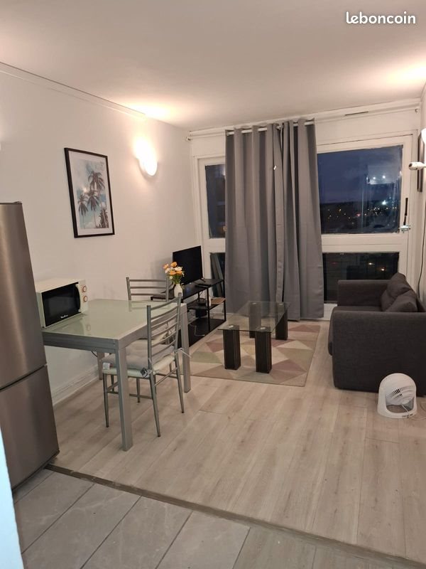 Appartement à louer, 33m², Grigny