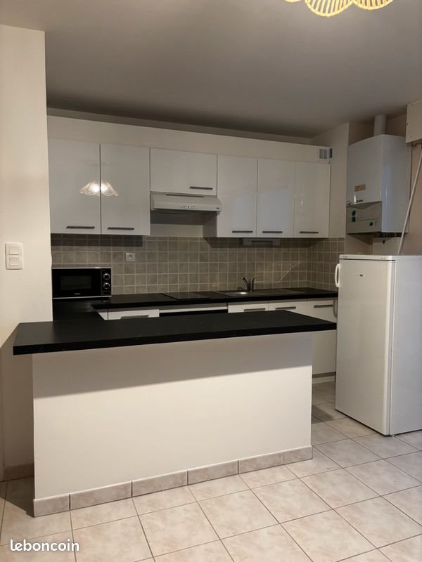 Appartement à louer, 42m², Luc-la-Primaube