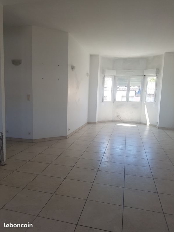 Appartement à louer, 65m², Montélimar