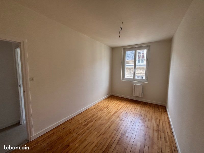 Appartement à louer, 29m², Saint-Etienne