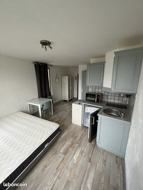 Appartement à louer, 25m², Lisieux