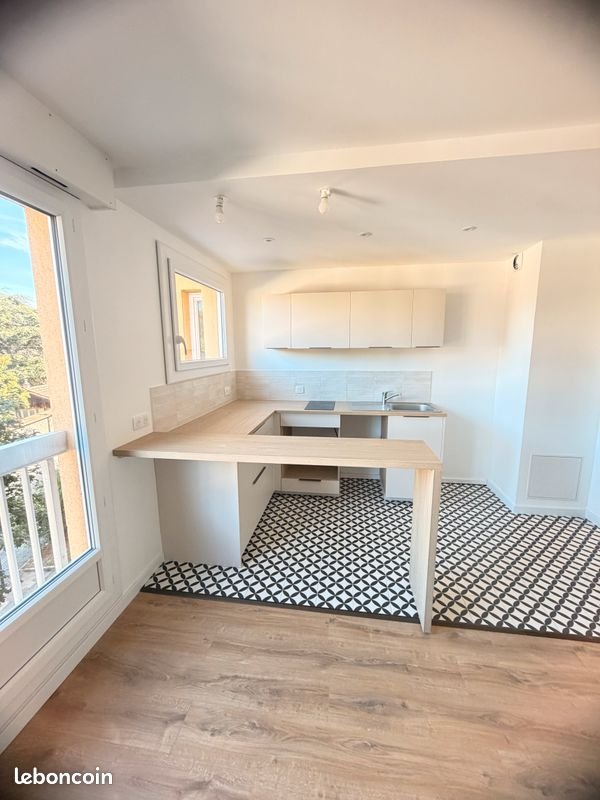 Appartement à louer, 47m², Caluire-et-Cuire