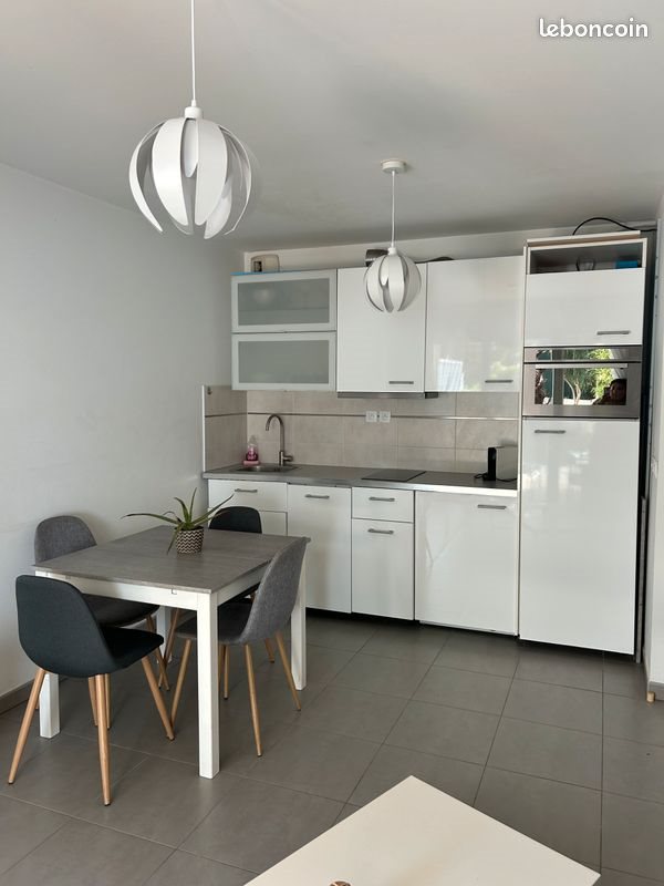 Appartement à louer, 41m², Fréjus