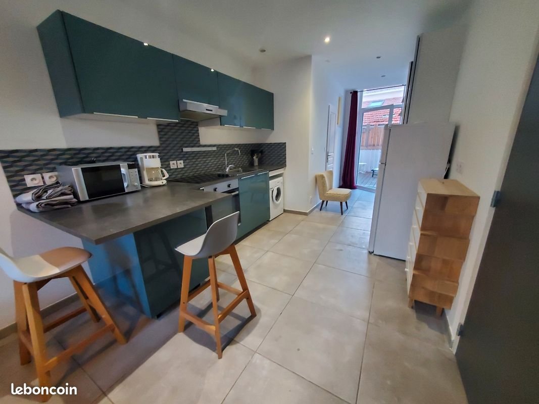 Appartement à louer, 26m², Hyères