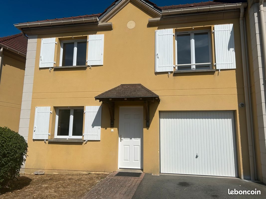 Maison à louer, 104m², Luisant
