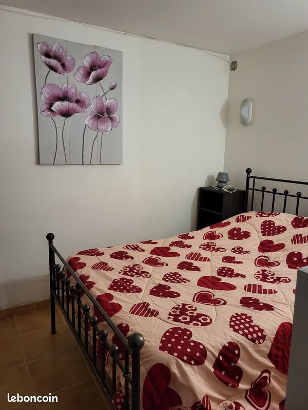 Appartement à louer, 30m², Vallon-Pont-d'Arc