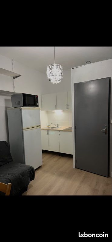 Appartement à louer, 13m², Saintes