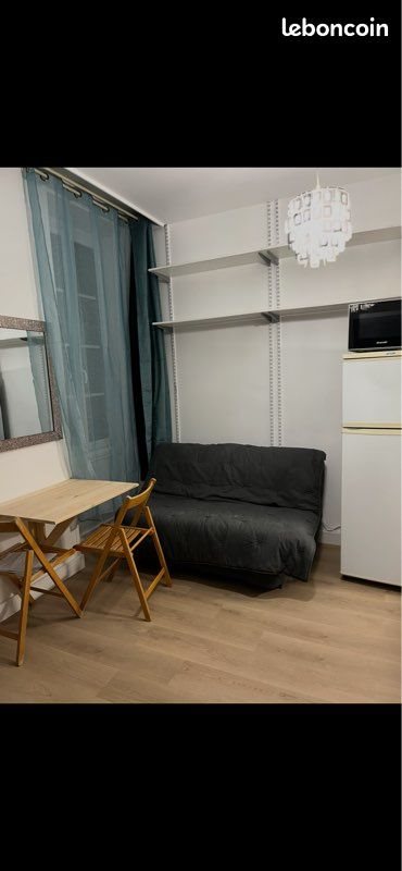Appartement à louer, 13m², Saintes