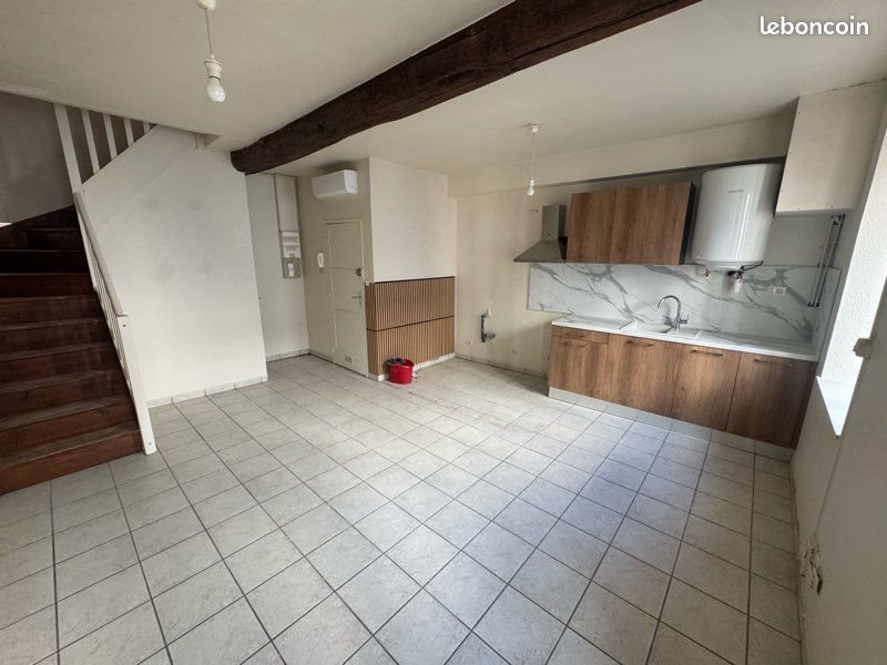 Appartement à louer, 45m², Roanne
