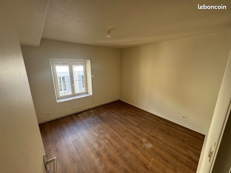 Appartement à louer, 45m², Roanne