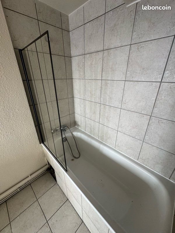 Appartement à louer, 45m², Roanne