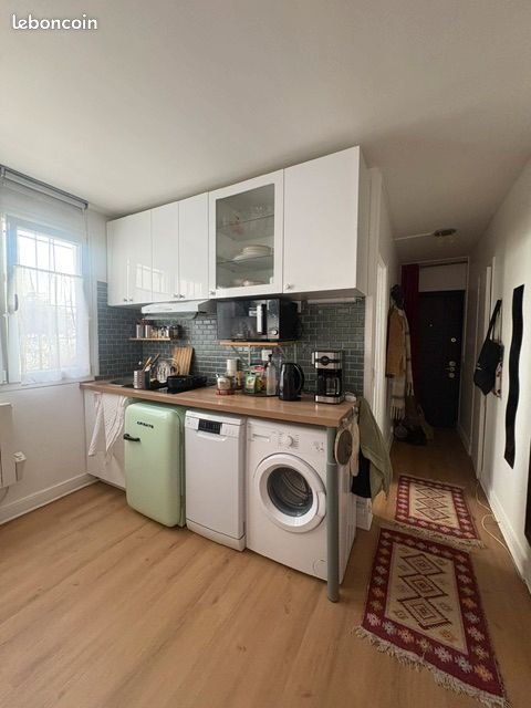 Appartement à louer, 24m², Paris 18ème