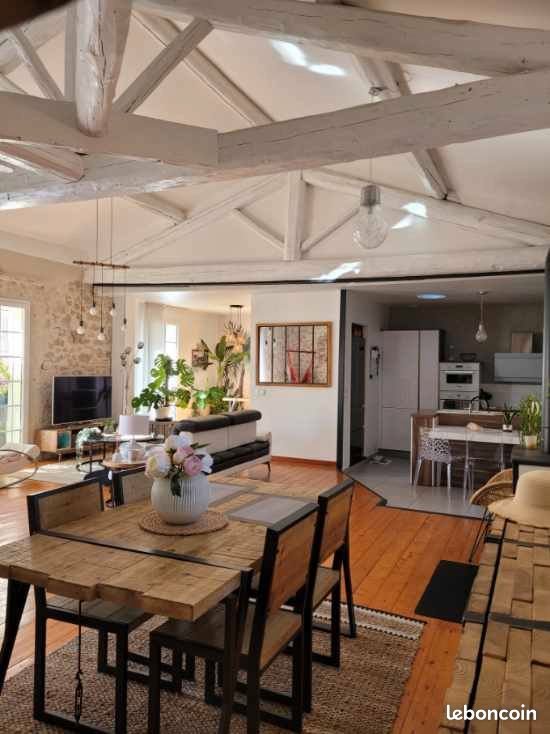 Appartement à louer, 128m², Mèze