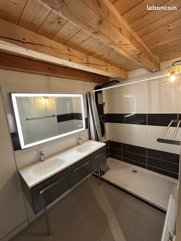 Maison à louer, 75m², Mornas