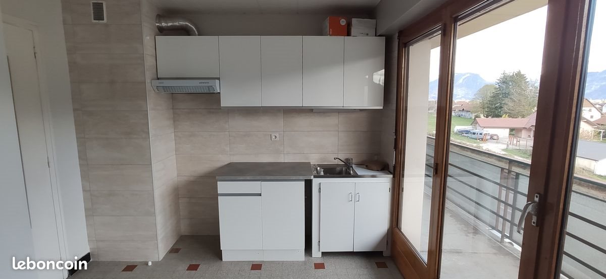 Appartement à louer, 45m², Marignier